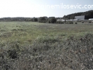 Prodaje se njiva u Banji pov.1,69ha.Cena 1.350EUR-a/aru
