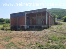 Prodaje se poslovni prostor u Banji pov.300m2,cena 100.000E